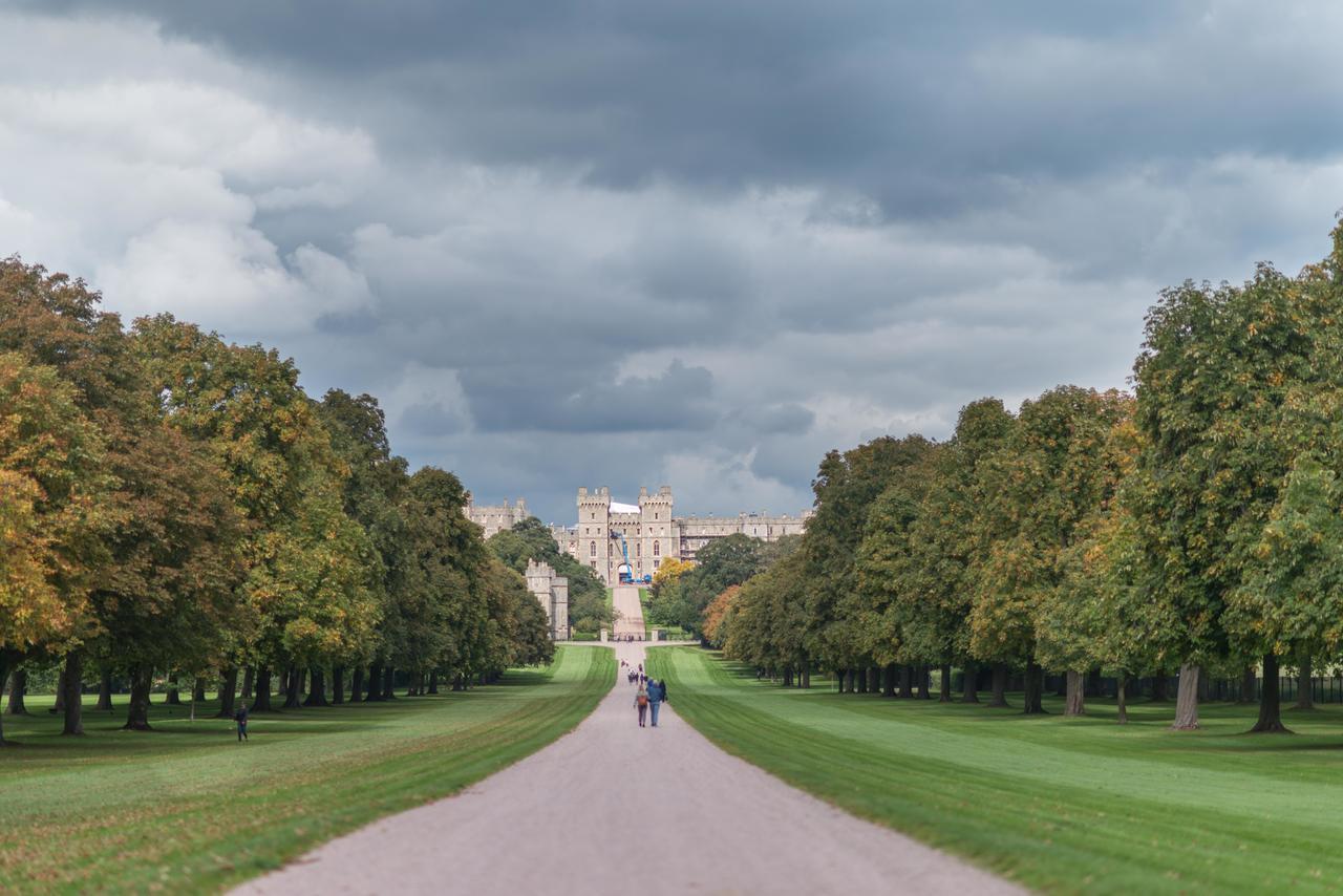 Central Windsor Apartment Facing The Castle Kültér fotó